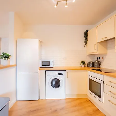 Apartmán Centre Escape With Large Terrace, Sleeps 7